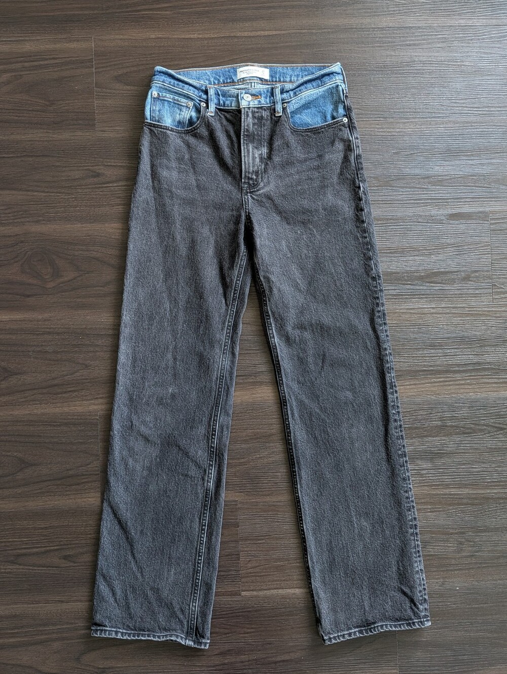 Abercrombie & Fitch 90s Relaxed Two Tone Jean High Rise 27 / 4 Long